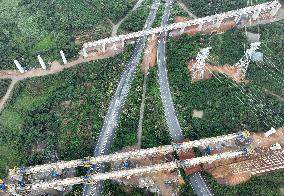 Nanchang-Jiujiang Intercity Railway Bridge Construction