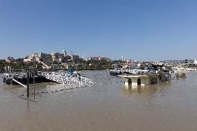 Danube Flood Threatens Budapest - Hungary