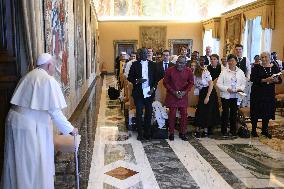 Pope Francis Holds An Audience - Vatican