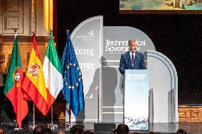 King Felipe At XVII Cotec Europa Summit' - Las Palmas de Gran Canaria