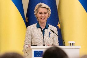 Ukrainian President Volodymyr Zelenskiy And European Commission President Ursula Von Der Leyen Attend A Joint Press Conference I