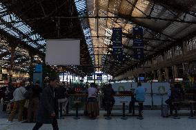 Gare De Lyon's Cultural And Economic Significance