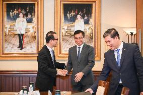 Thailand Meets With The Ambassadors Of ACMECS About Mekong Flooding