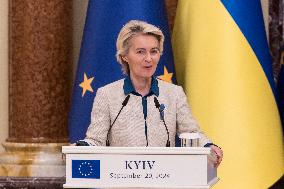 Ukrainian President Volodymyr Zelenskiy And European Commission President Ursula Von Der Leyen Attend A Joint Press Conference I