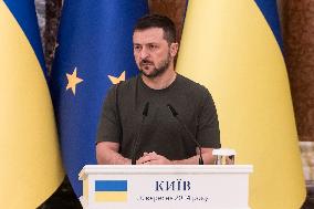 Ukrainian President Volodymyr Zelenskiy And European Commission President Ursula Von Der Leyen Attend A Joint Press Conference I