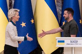 Ukrainian President Volodymyr Zelenskiy And European Commission President Ursula Von Der Leyen Attend A Joint Press Conference I