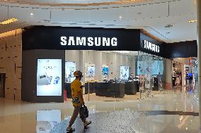 SAMSUNG Store in Shanghai