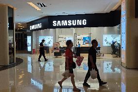 SAMSUNG Store in Shanghai