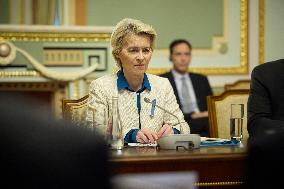 Von Der Leyen Announces 35 Bln Euro Loan - Kyiv