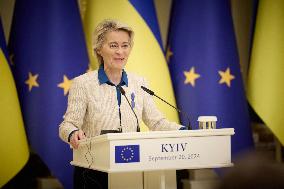 Von Der Leyen Announces 35 Bln Euro Loan - Kyiv