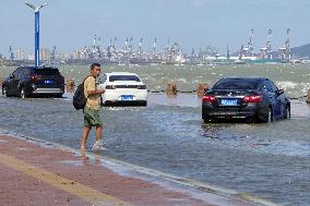 Typhoon Pulasan Hit Yantai