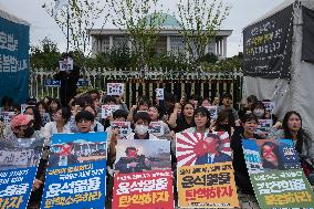 Progressive Union Of Korean University Students Stages Surprise Sit-in Protest