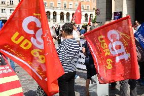 CGT Protesters For Peace In France