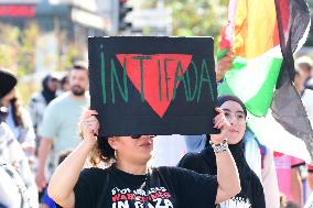 Protesters In Support Of Palestine