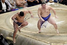 Sumo: Autumn Grand Sumo Tournament