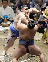 Sumo: Autumn Grand Sumo Tournament