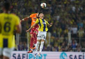 Fenerbahçe SK v Galatasaray S.K - Turkey Süper Ligue