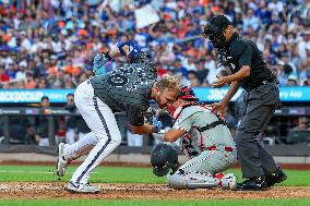 MLB Philadelphia Phillies Vs. New York Mets