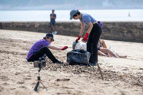 Beach Clean-up Day In Lisbon