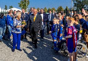 Princess Beatrix Meets Youth - Netherlands