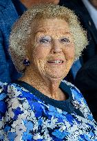 Princess Beatrix Meets Youth - Netherlands