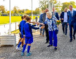 Princess Beatrix Meets Youth - Netherlands