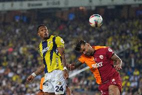 Fenerbahçe SK v Galatasaray S.K - Turkey Süper Ligue