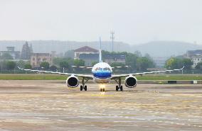 C919 airliner commercial flight