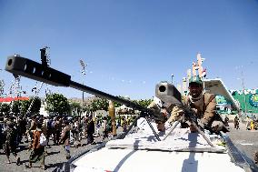 Houthis Parade - Sanaa