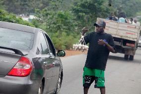 Daily Life Along Ife-Ibadan Expressway