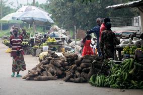 Daily Life Along Ife-Ibadan Expressway