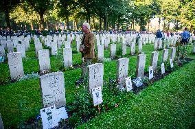 Airborne Memorial Service Held At War Cemetery, In Oosterbeek.