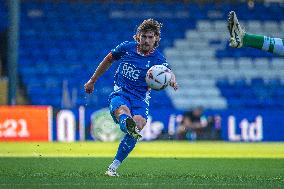 Oldham Athletic v Yeovil Town - Vanarama National League