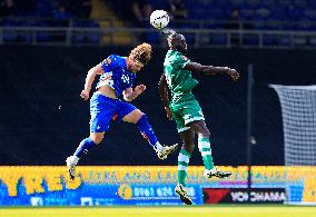 Oldham Athletic v Yeovil Town - Vanarama National League