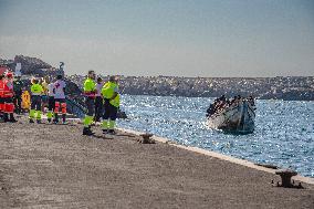 127 Migrants Arrive In El Hierro - Canary Islands