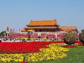 Tian 'anmen Square Decorated to Celebrate National Day