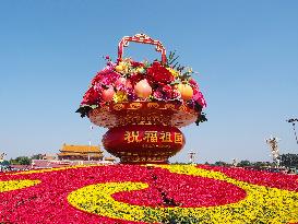 Tian 'anmen Square Decorated to Celebrate National Day