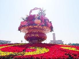 Tian 'anmen Square Decorated to Celebrate National Day