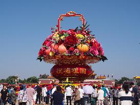 Tian 'anmen Square Decorated to Celebrate National Day