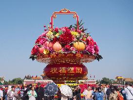 Tian 'anmen Square Decorated to Celebrate National Day