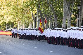 Madrid Spain Almeida Hands Over The National Flag To The Navy