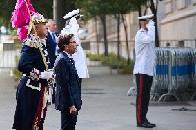 Madrid Spain Almeida Hands Over The National Flag To The Navy