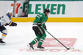 NHL: Dallas Stars V St. Louis Blues