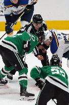 NHL: Dallas Stars V St. Louis Blues