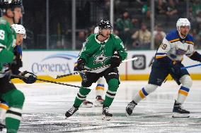 NHL: Dallas Stars V St. Louis Blues