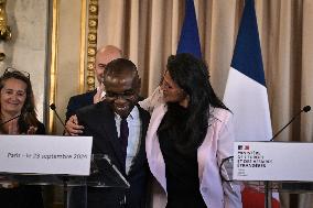 Handover Ceremony At Ministry Of Foreign and European Affairs in Paris FA