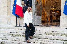 New French Government Arrives In Matignon - Paris