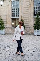 New French Government Arrives In Matignon - Paris