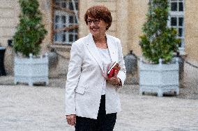 New French Government Arrives In Matignon - Paris