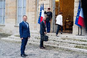 New French Government Arrives In Matignon - Paris